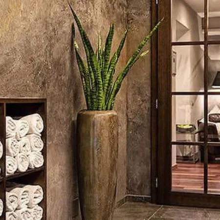 Eden The Private Retreat Hotell *