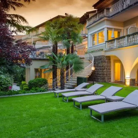 Отель Eden The Private Retreat *