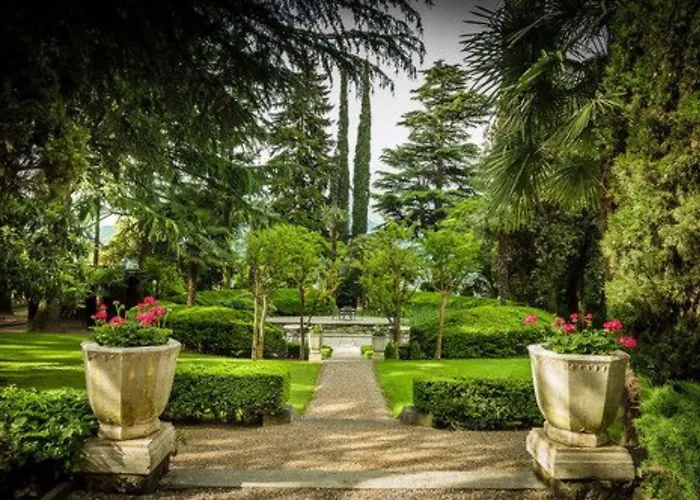 Eden The Private Retreat *